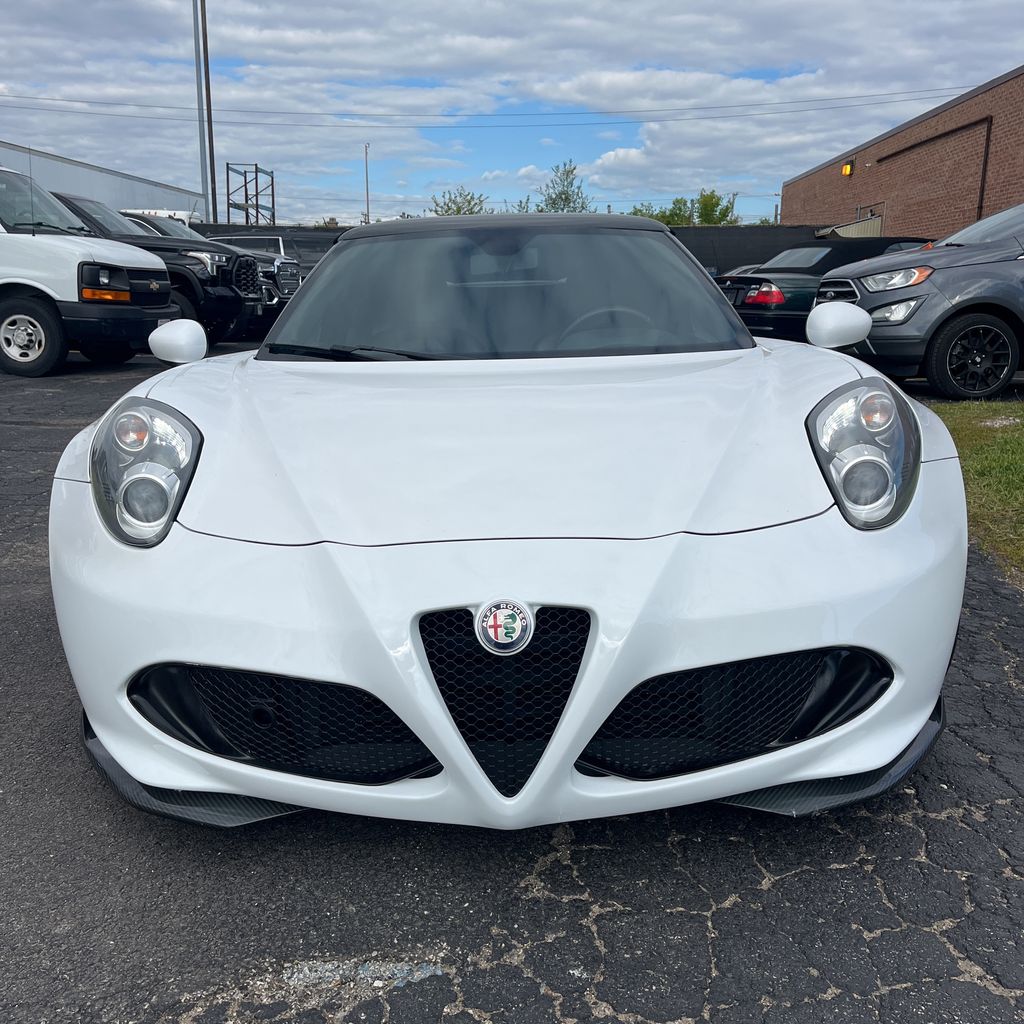 alfa romeo 4c 2018 ZARBAAB45JM282485 image alfa romeo 4c 2018 ZARBAAB45JM282485 image